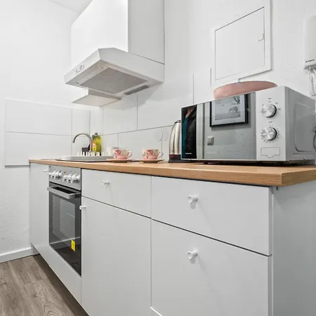 Appartement In Zentraler Lage - Kostenlose Parkplaetze Kassel